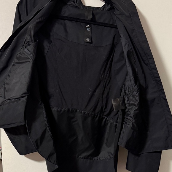 Lululemon everyday Getaway Jacket - Picture 7 of 8